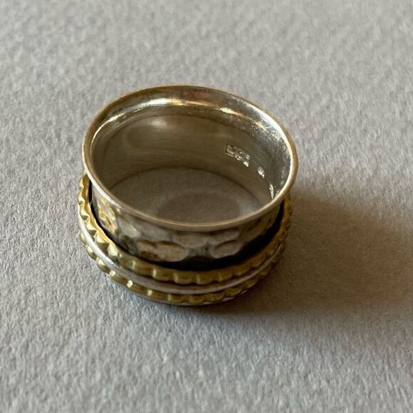 Silver Gold and Silver Layered Ring M375 - Picture 2 of 3
